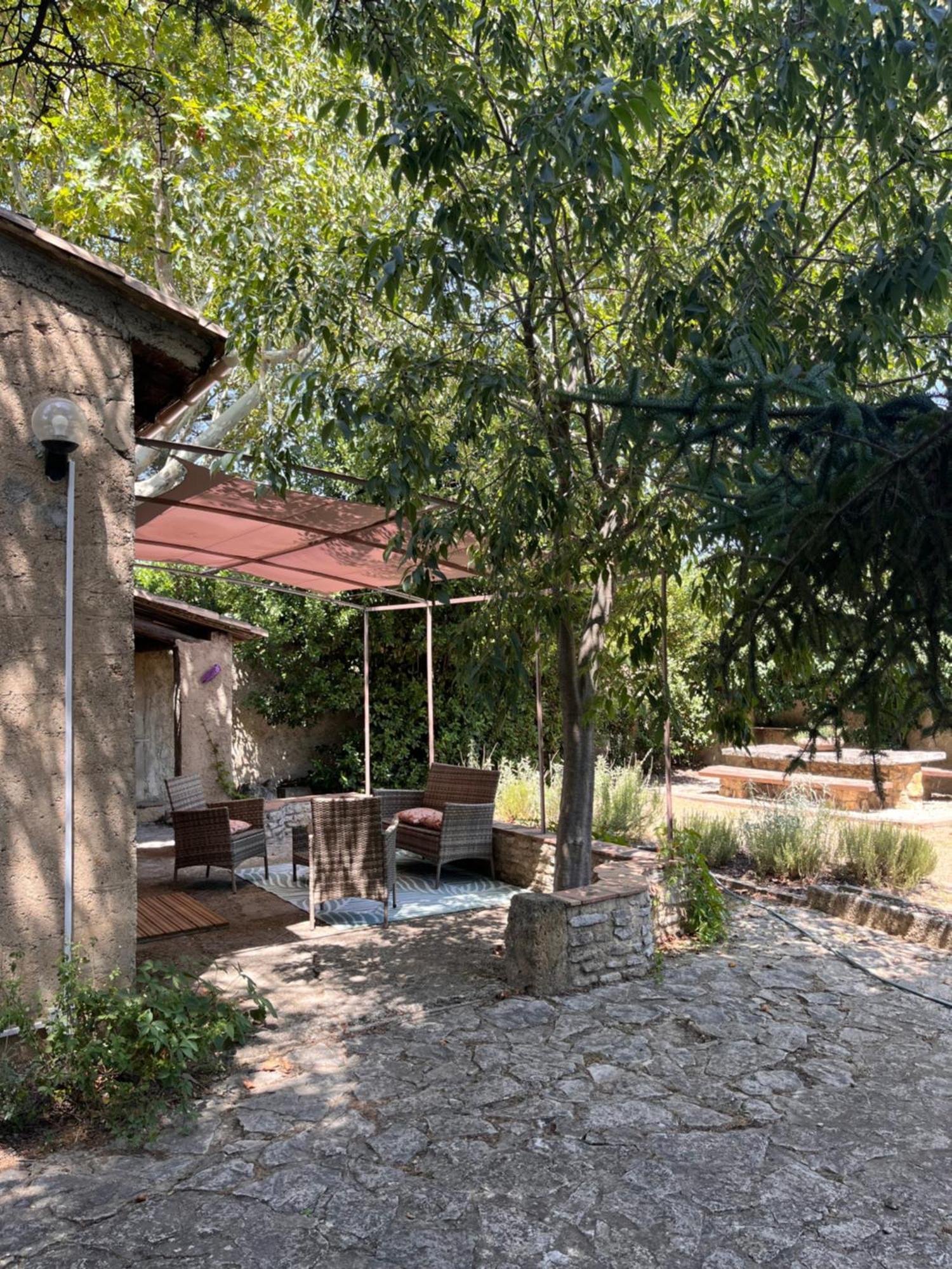 Independant Avec Jardin Appartement Pertuis